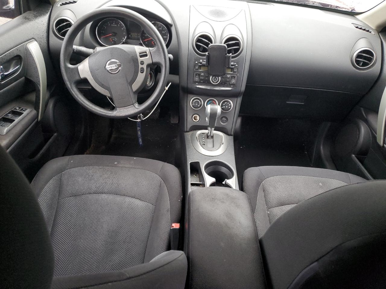 2011 Nissan Rogue - Image 8