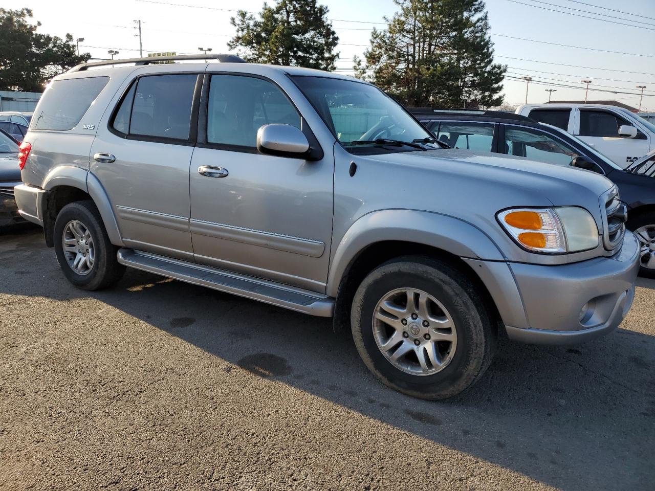 2003 Toyota Sequoia - Image 4