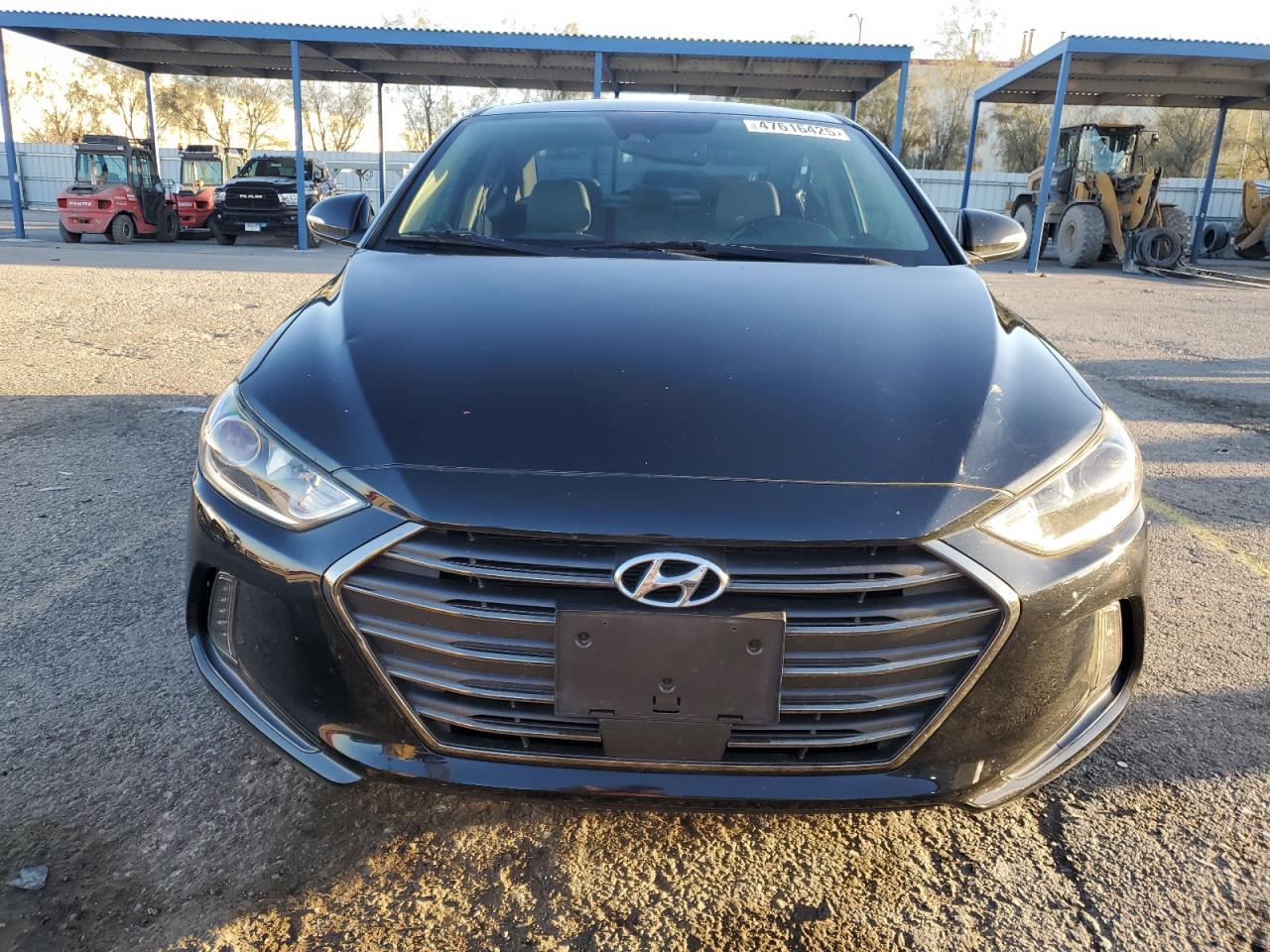 2017 Hyundai Elantra - Image 5