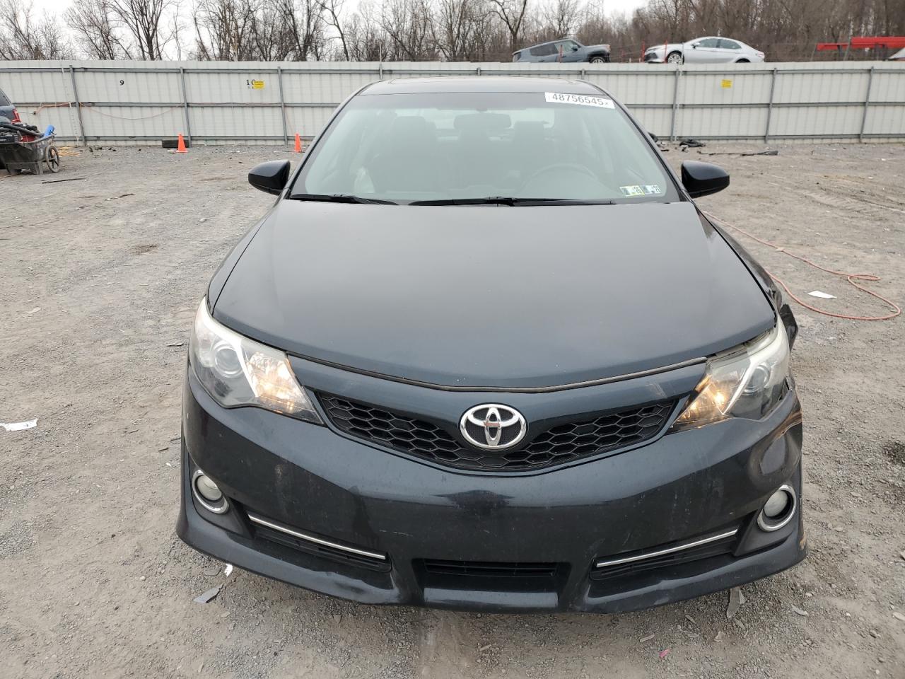 2014 Toyota Camry - Image 5