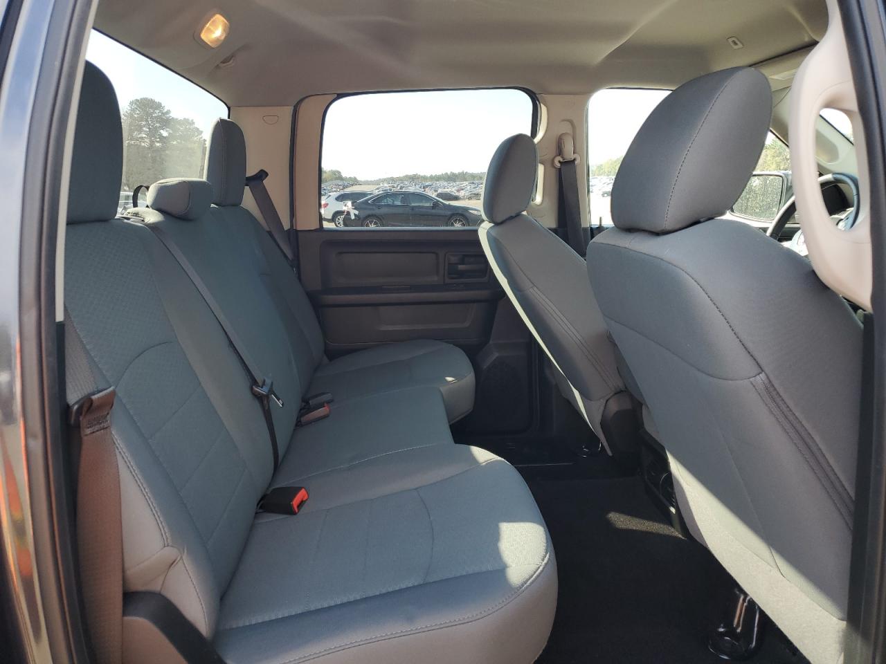 2018 RAM 1500 - Image 10