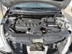 2011 Nissan Versa S zu verkaufen in Pekin, IL - Side