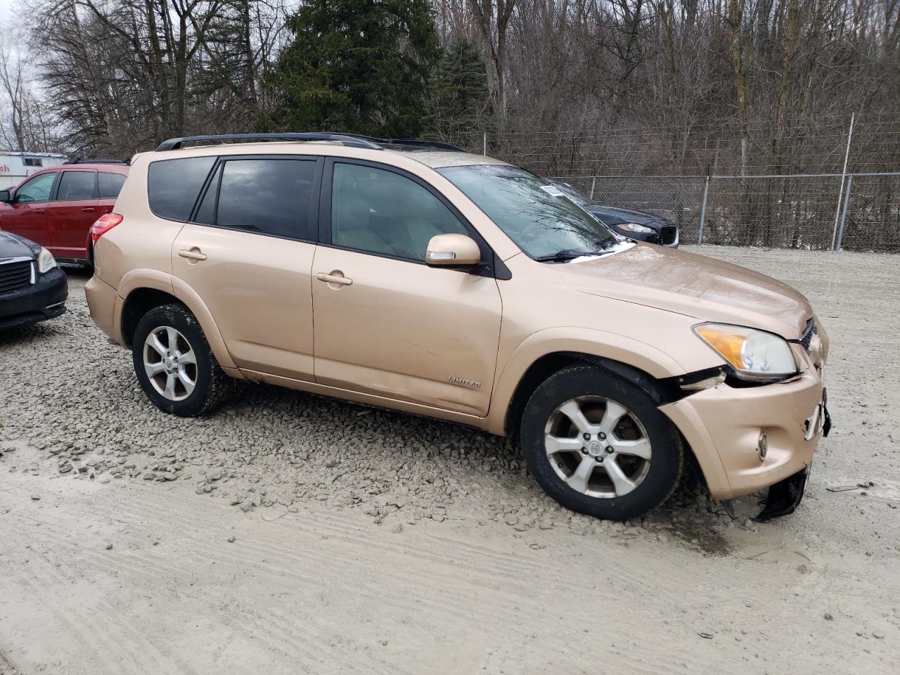 2010 Toyota RAV 4 - Image 4