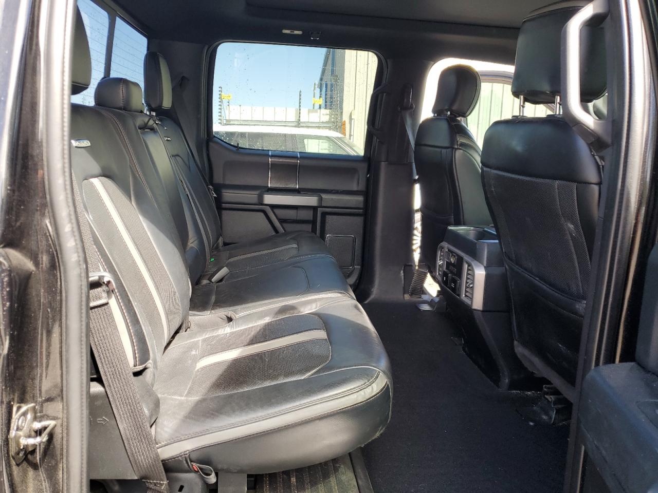 2019 Ford F250 - Image 10