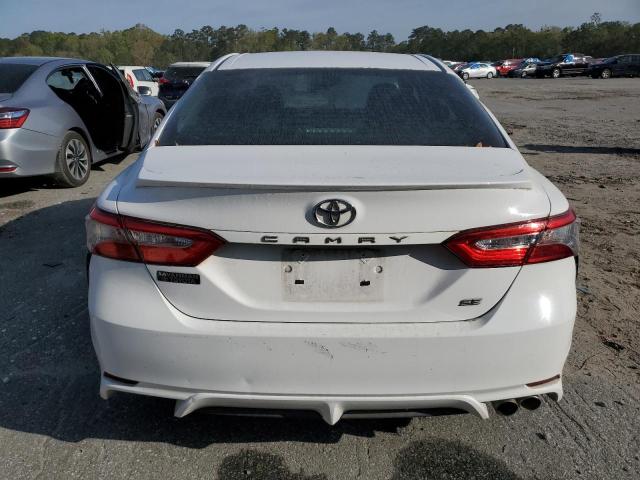 TOYOTA CAMRY 2018 Biały