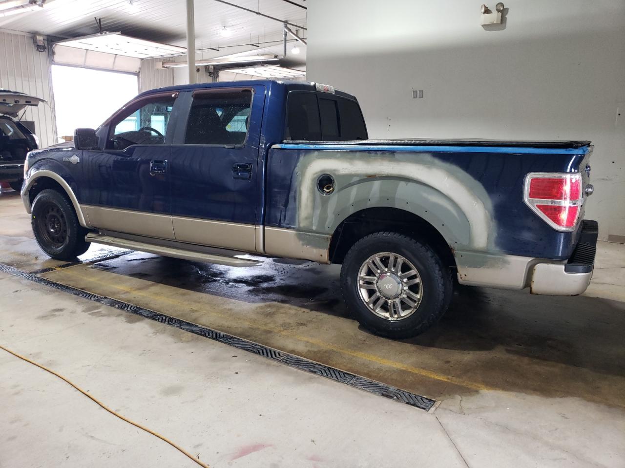 2010 Ford F-150 - Image 2
