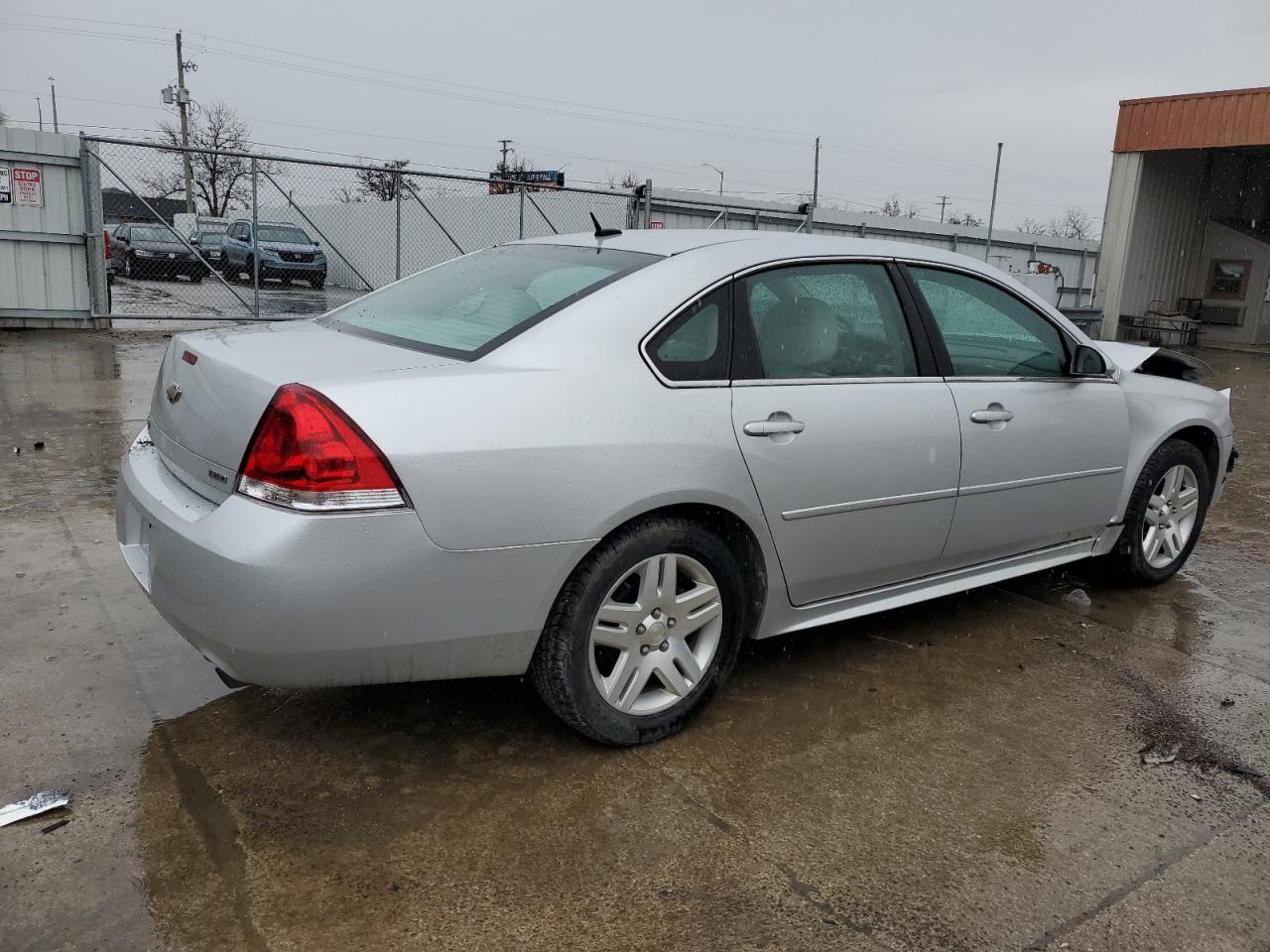 2016 Chevrolet Impala - Image 3