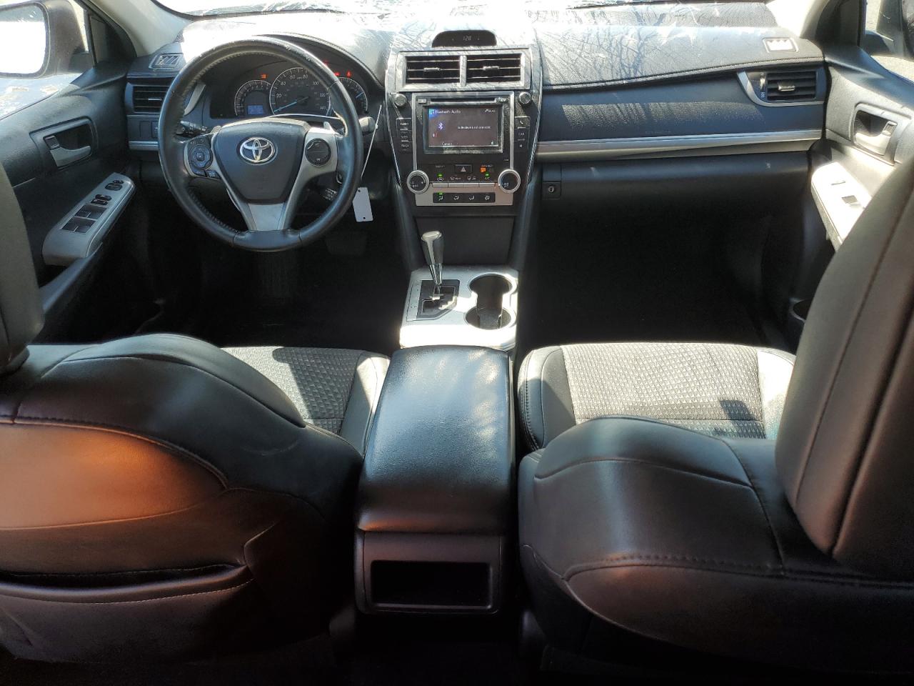 2013 Toyota Camry - Image 8