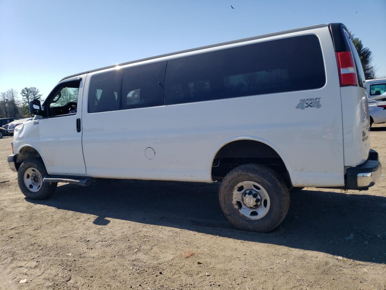 1GAZGPFGXK1295145 CHEVROLET EXPRESS 2019