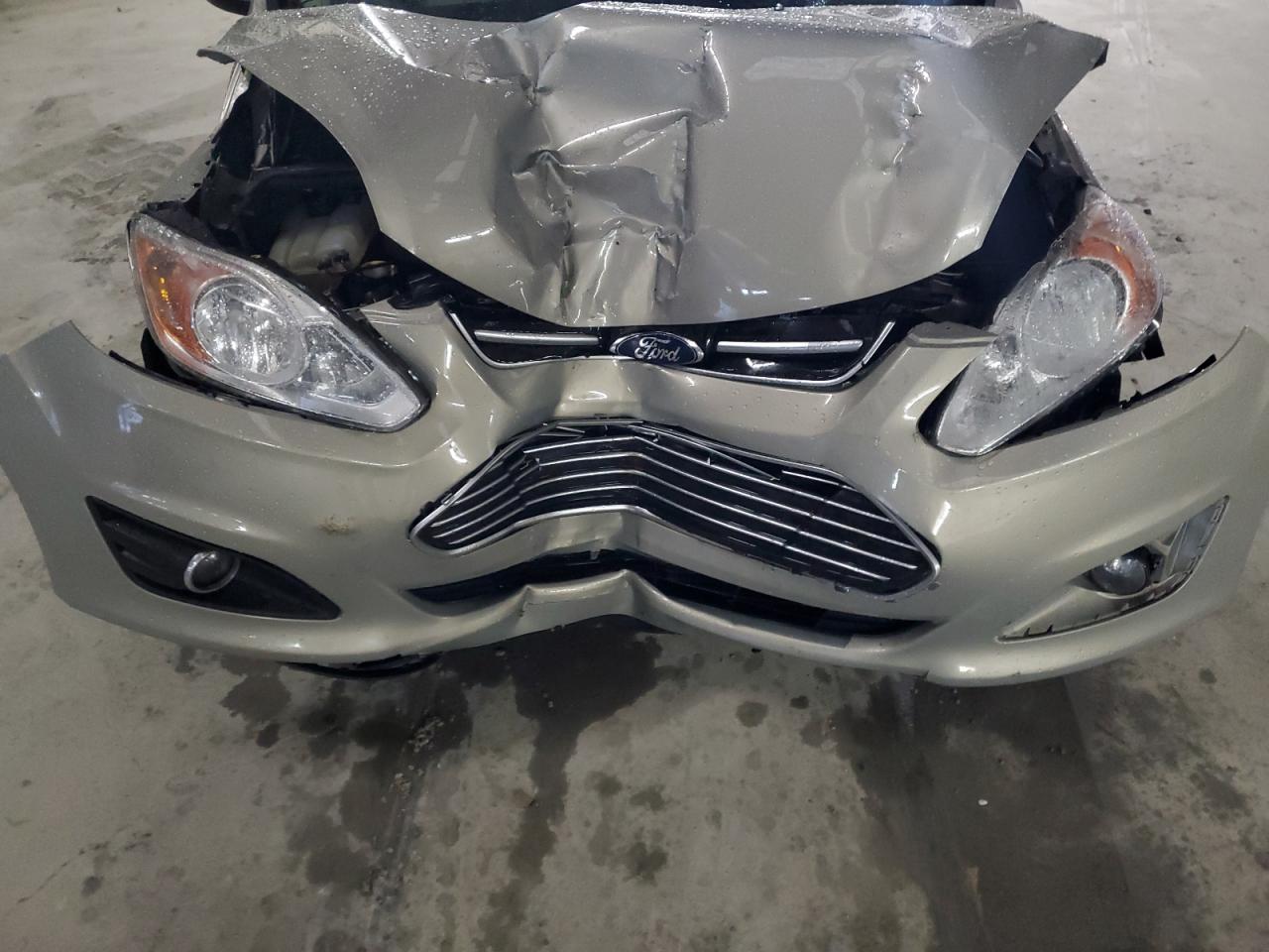 2015 Ford C-MAX - Image 14
