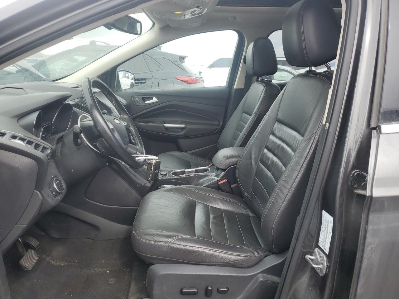 1FMCU9J95GUC65272 FORD ESCAPE 2016