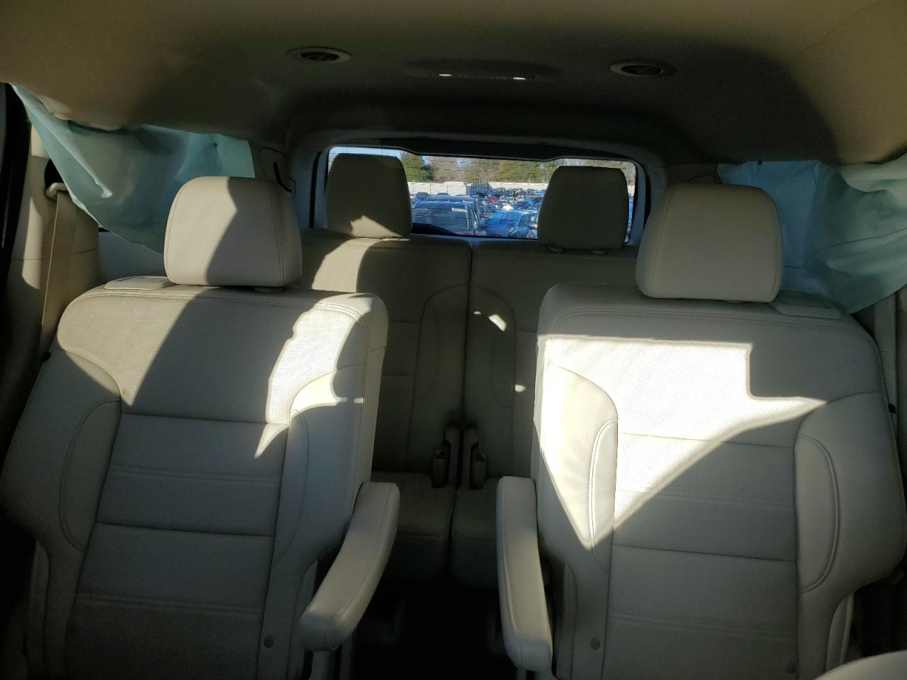 2021 GMC Acadia - Image 10