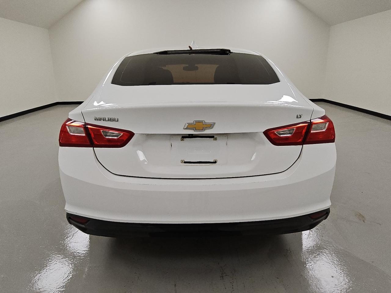 1G1ZE5ST3GF306820 CHEVROLET MALIBU 2016