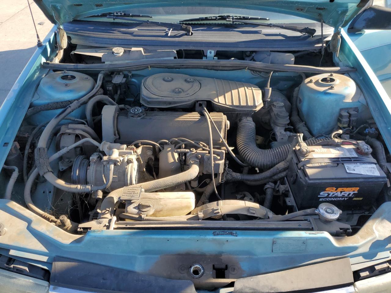 1994 Plymouth Sundance - Image 13