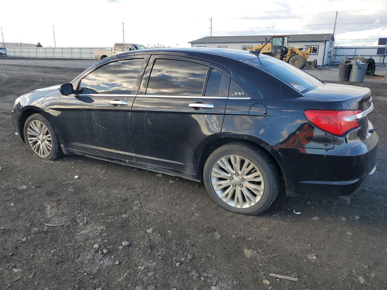 2012 Chrysler 200 - Image 2