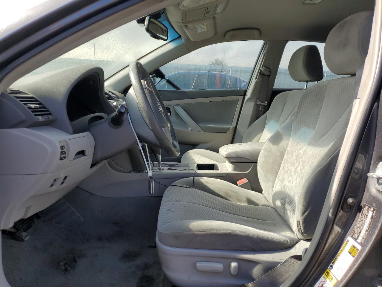 2009 Toyota Camry - Image 7