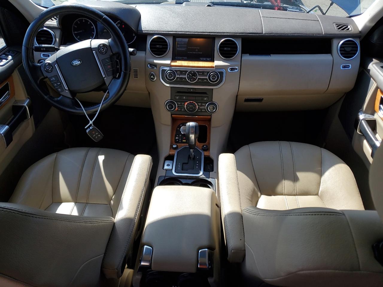 2011 Land Rover LR4 - Image 8