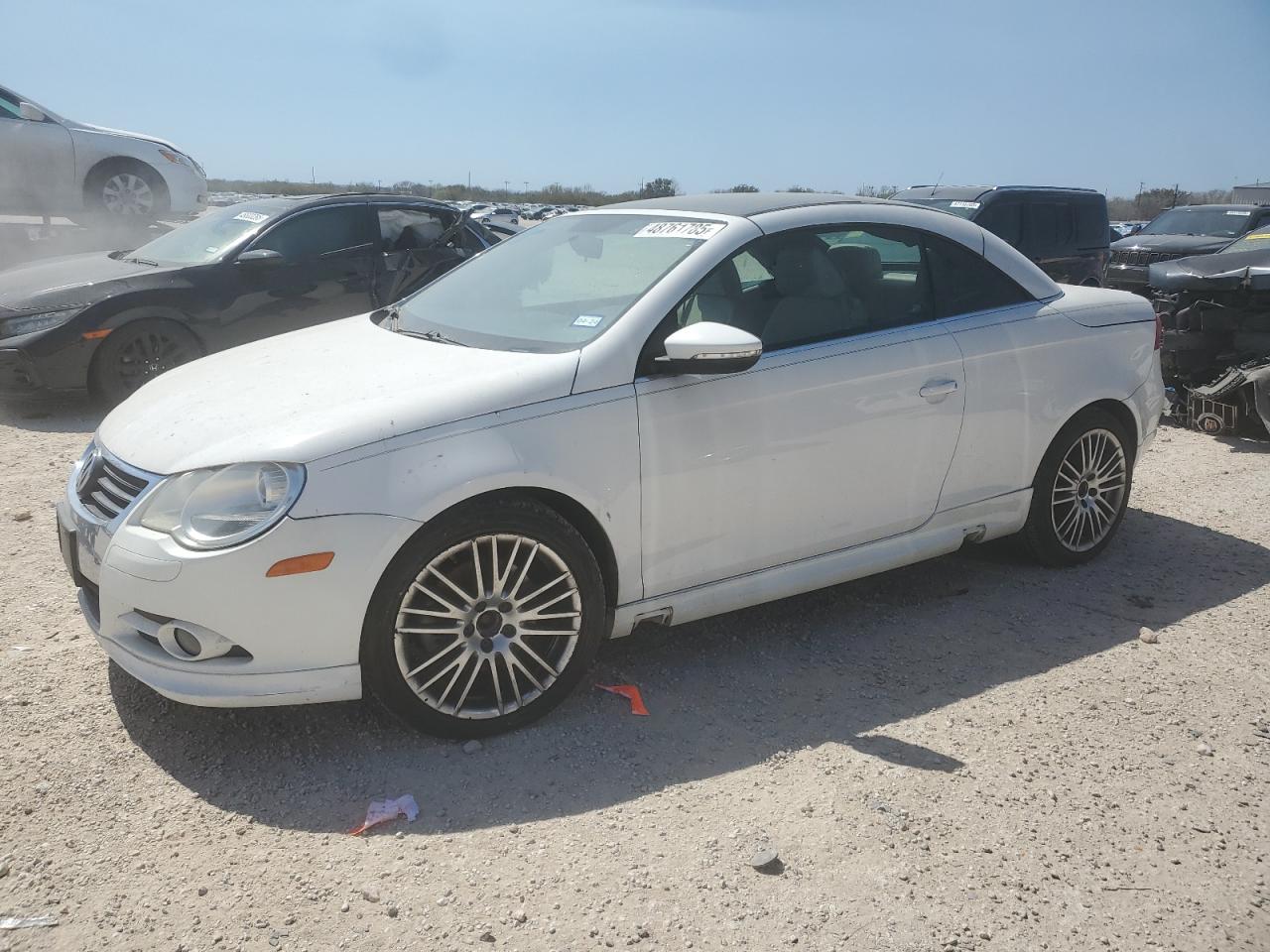 2011 Volkswagen Eos Komfort للبيع في San Antonio، TX - Minor Dent/Scratches