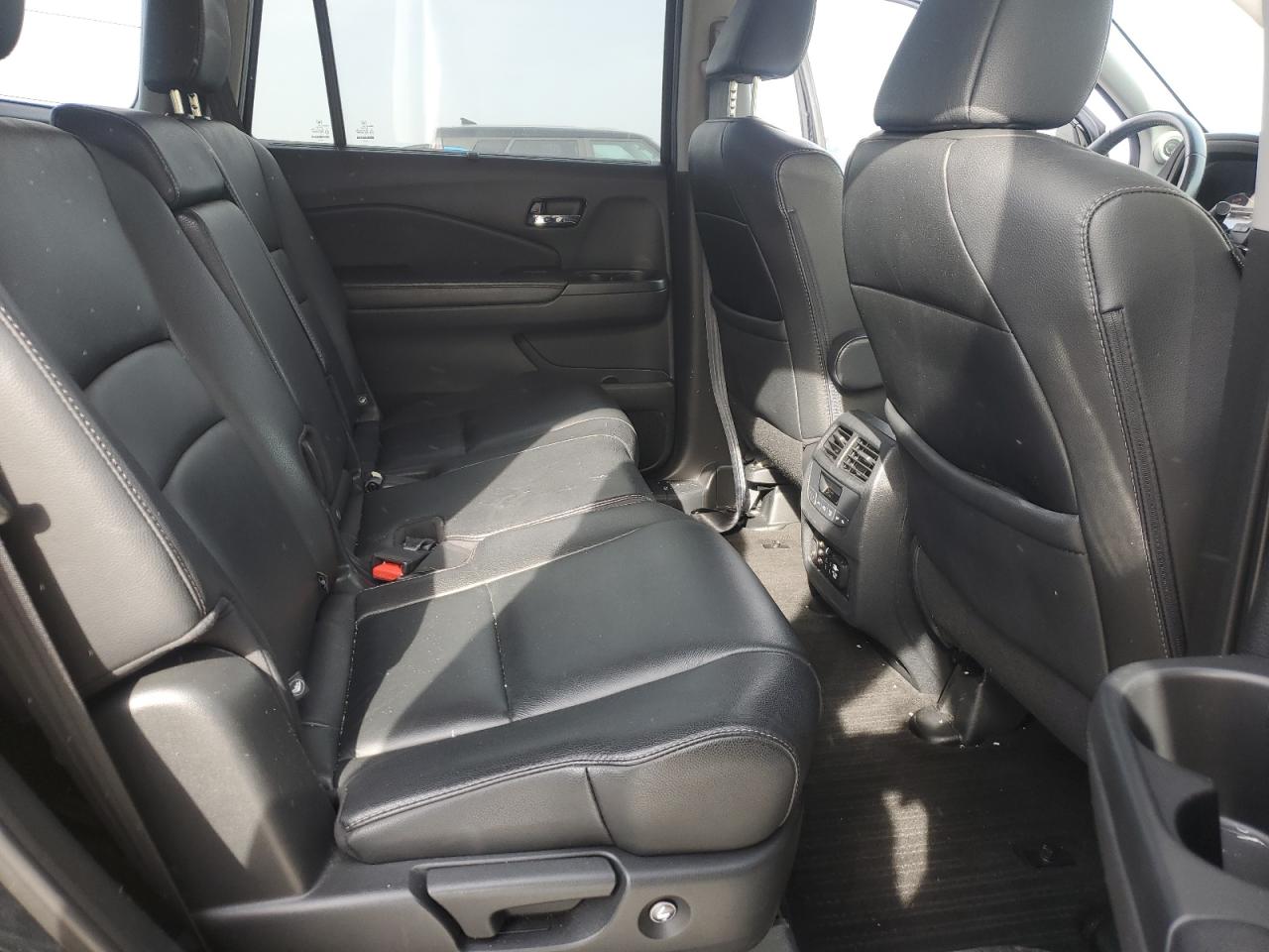 5FNYF5H96GB040287 HONDA PILOT 2016