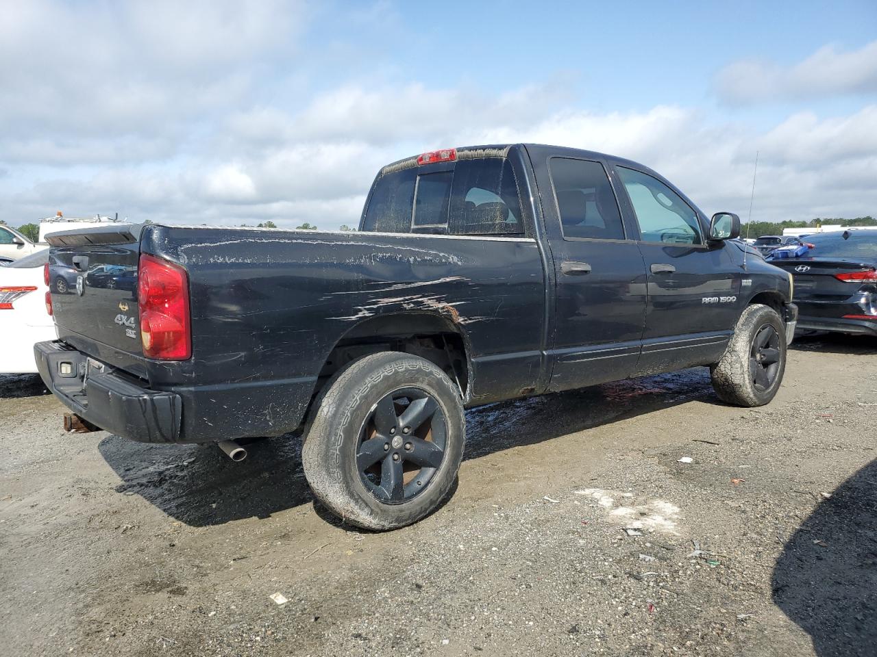 2007 Dodge RAM - Image 3