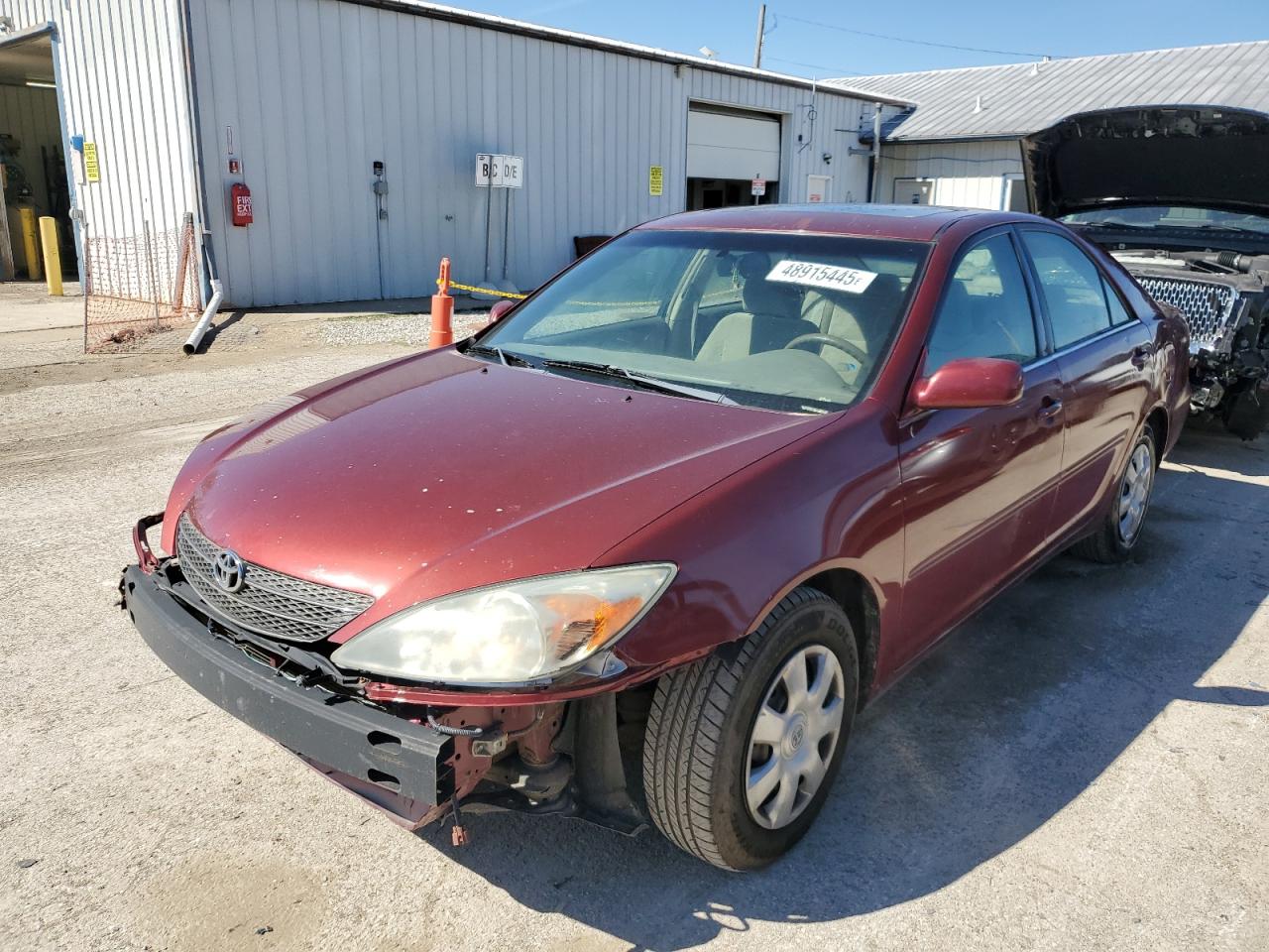 2004 Toyota Camry Le for Sale in Pekin, IL - Front End