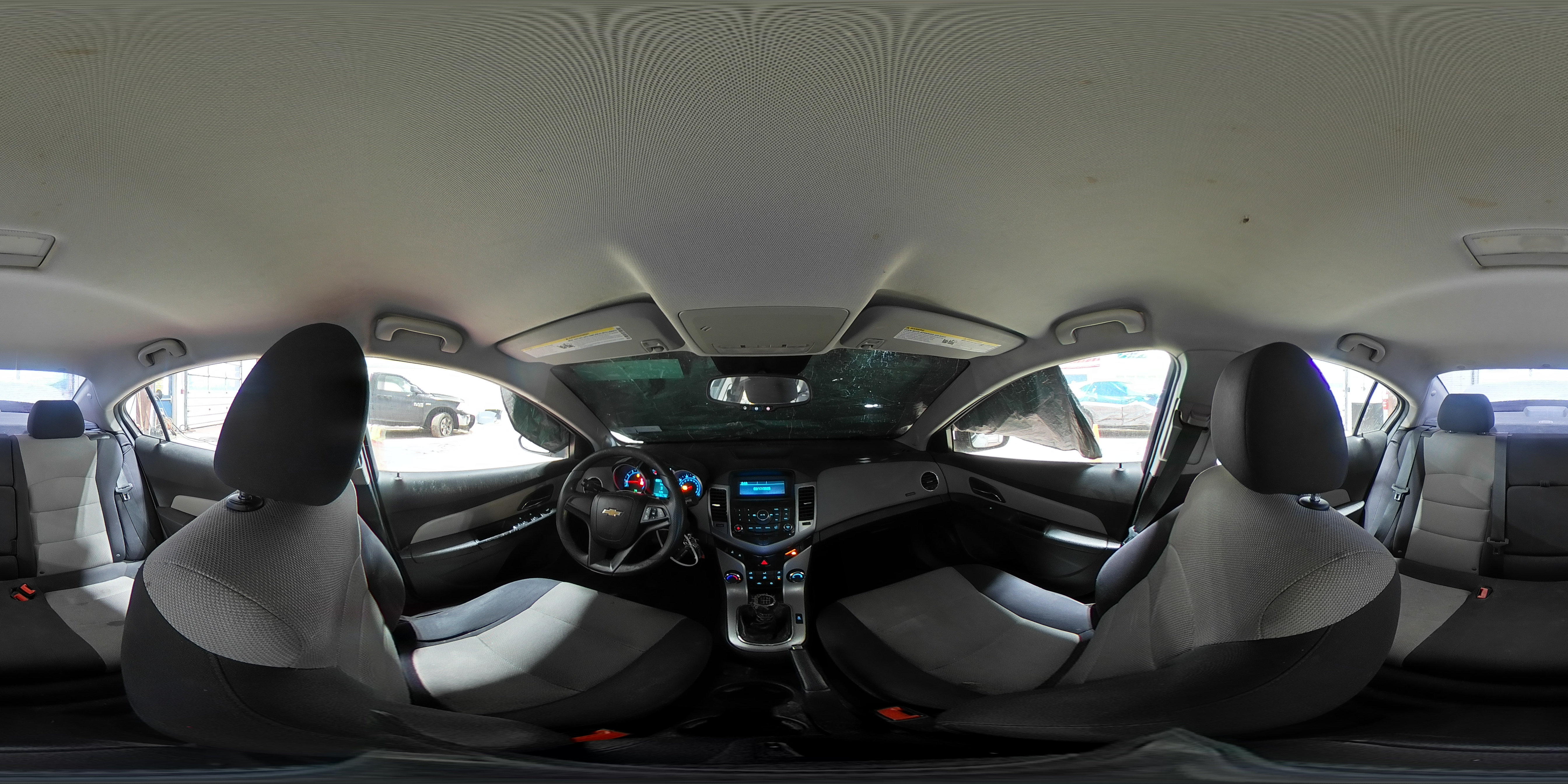 2014 Chevrolet Cruze - Image 15