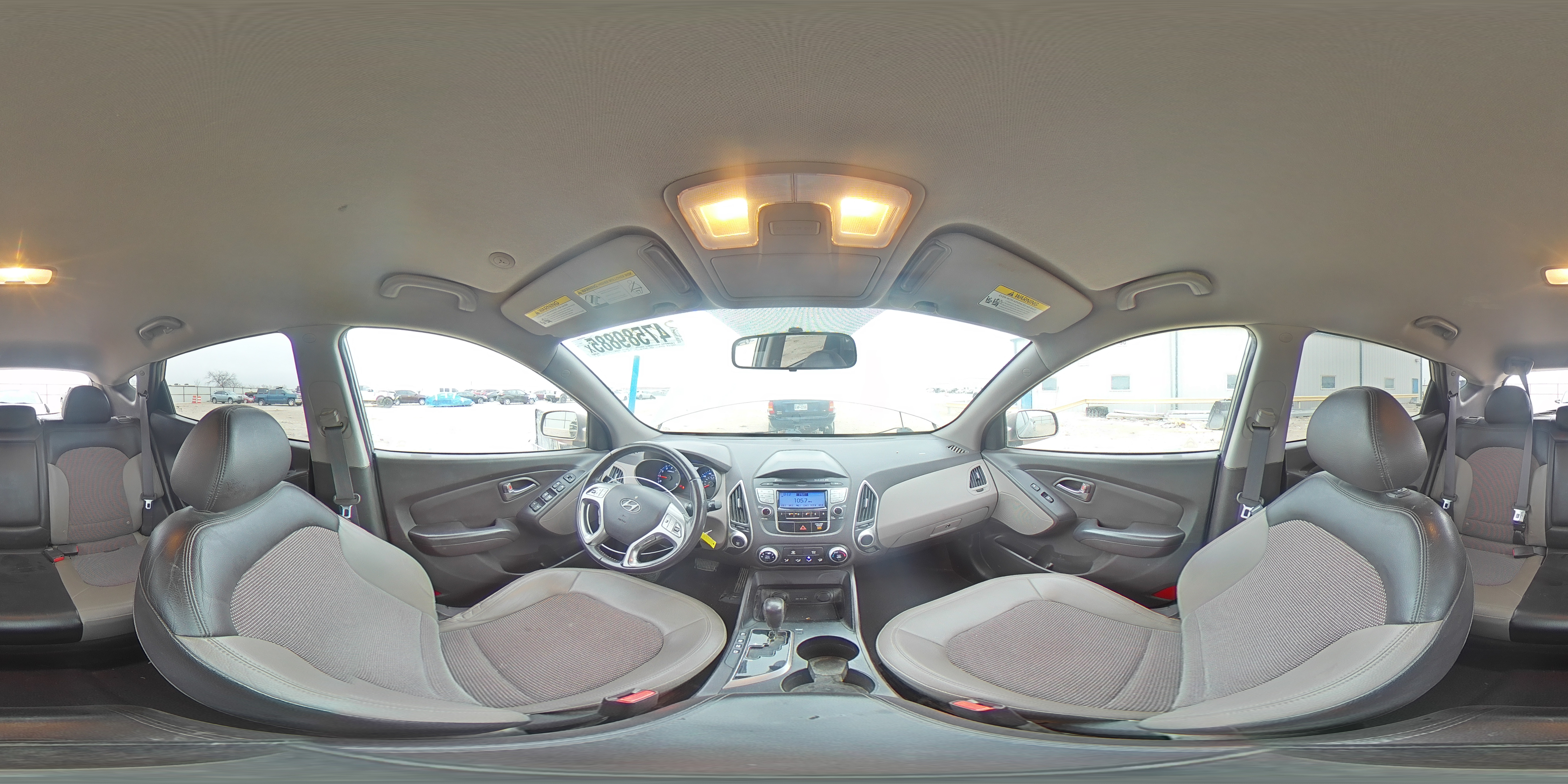 2011 Hyundai Tucson - Image 14