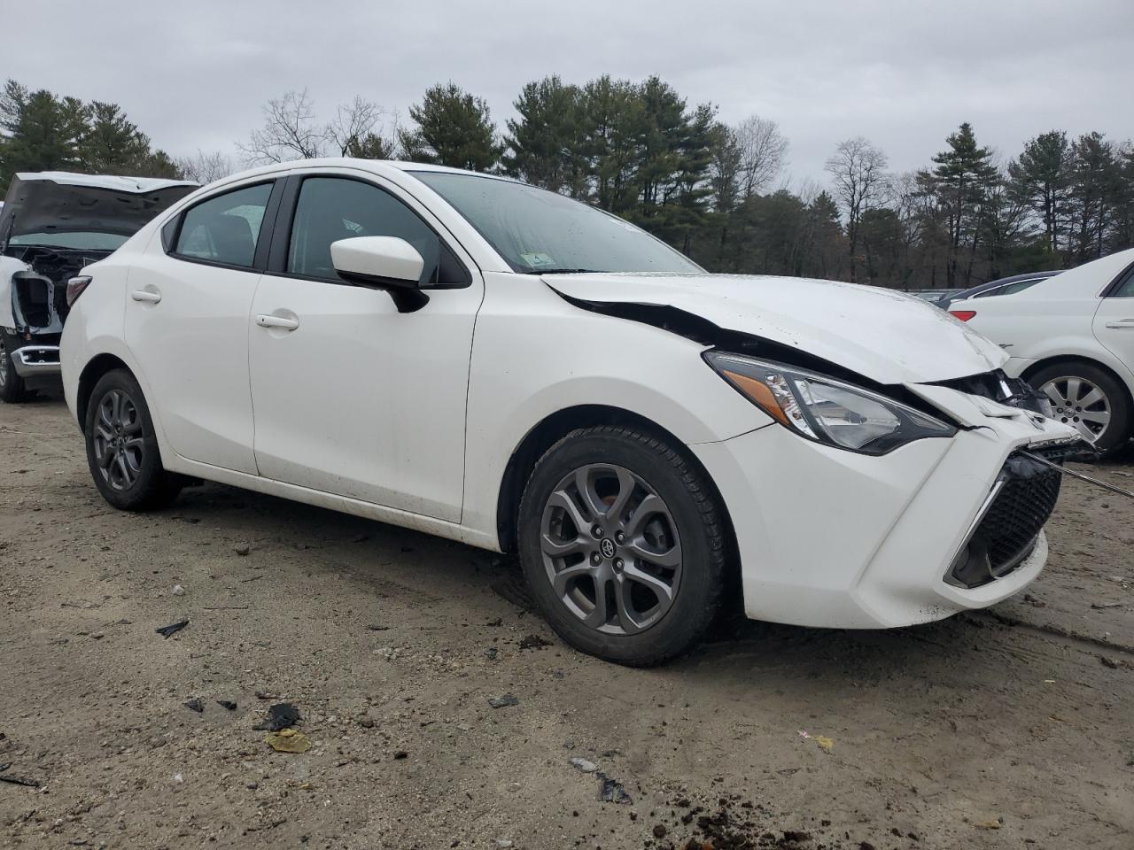2020 Toyota Yaris - Image 4