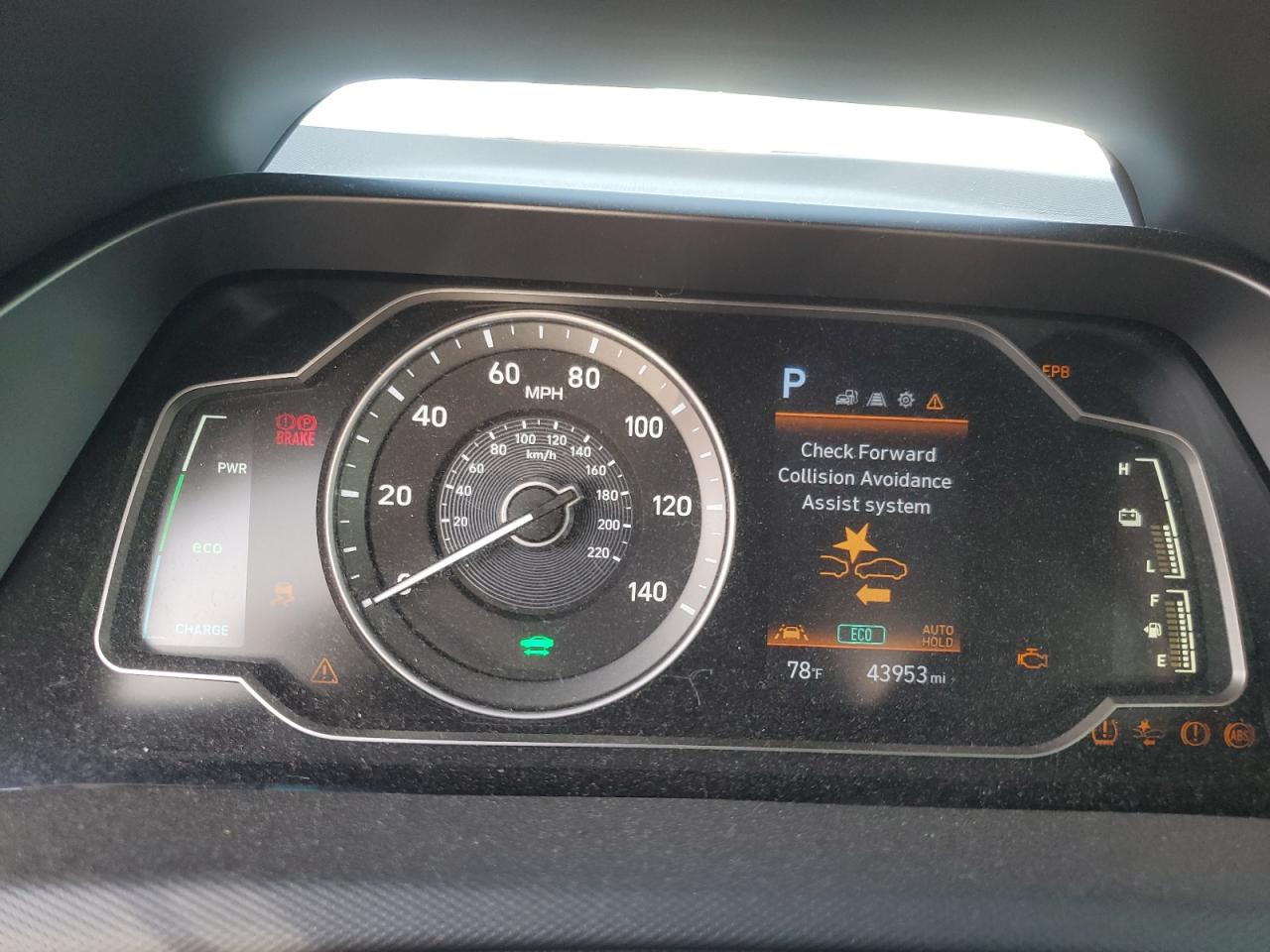 2022 Hyundai IONIQ - Image 9