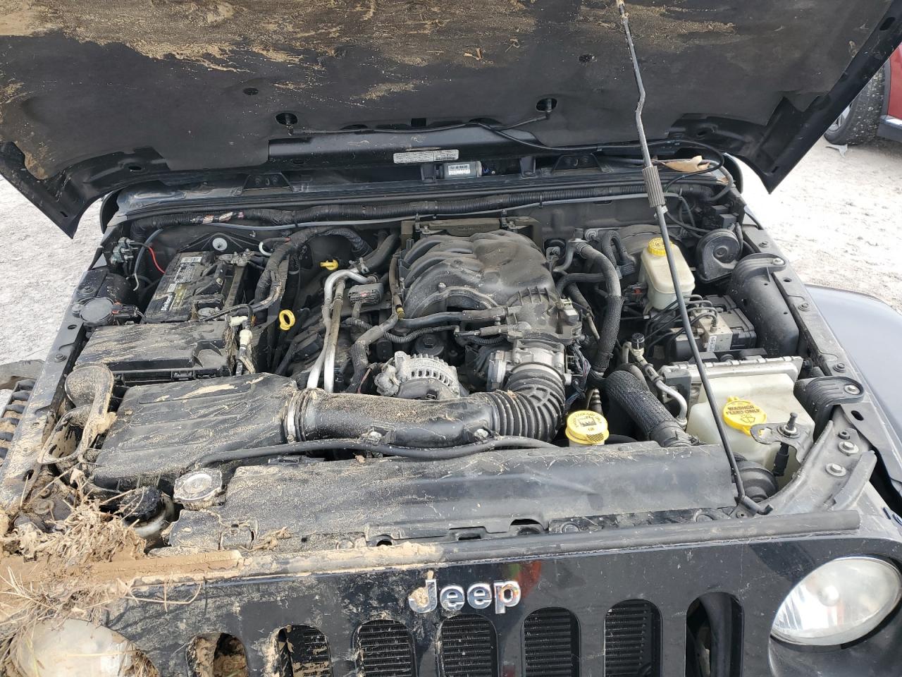 2013 Jeep Wrangler - Image 14