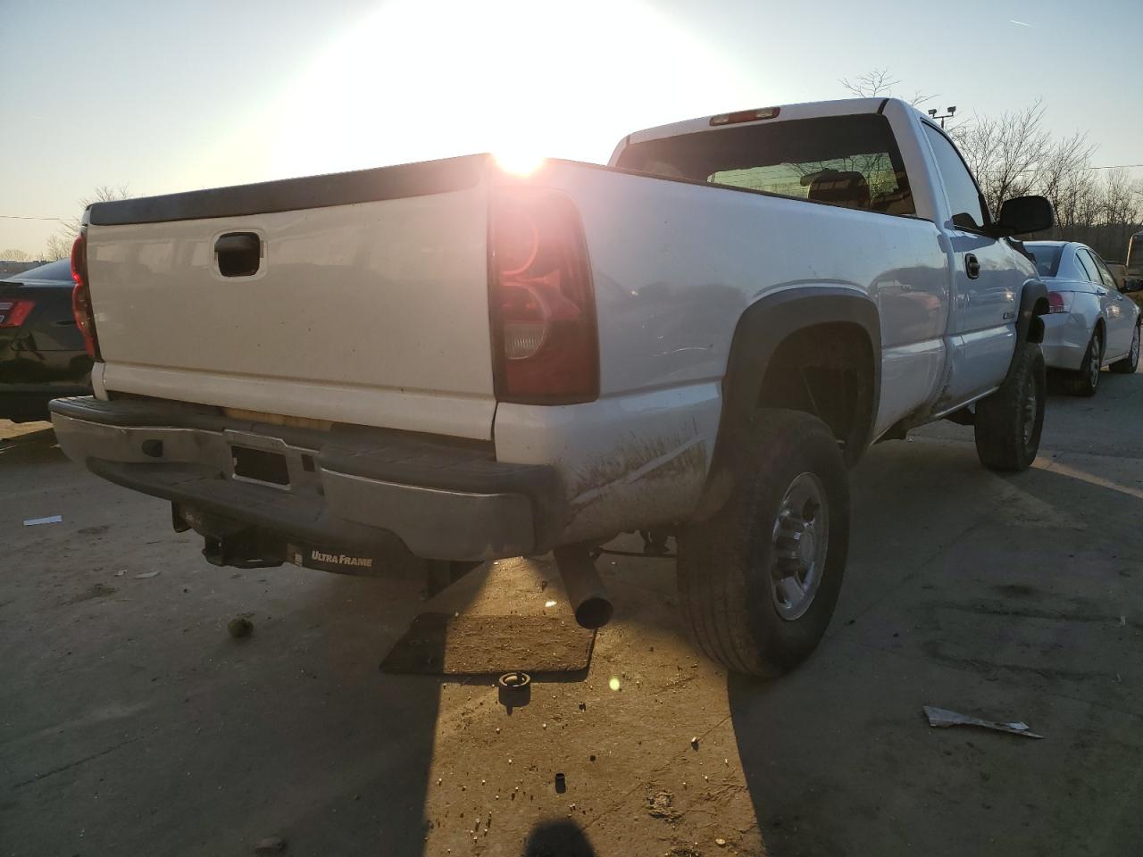 2006 Chevrolet Silverado - Image 3