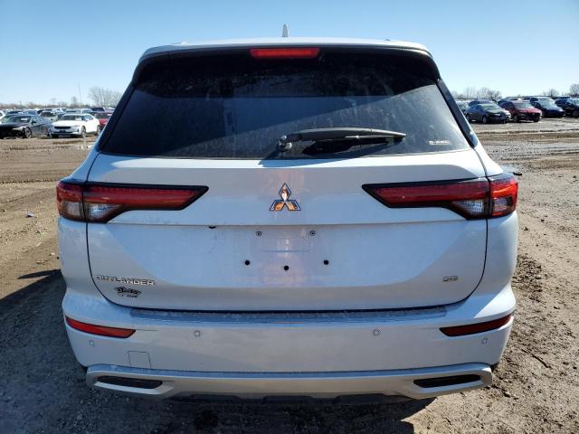  MITSUBISHI OUTLANDER 2024 Biały