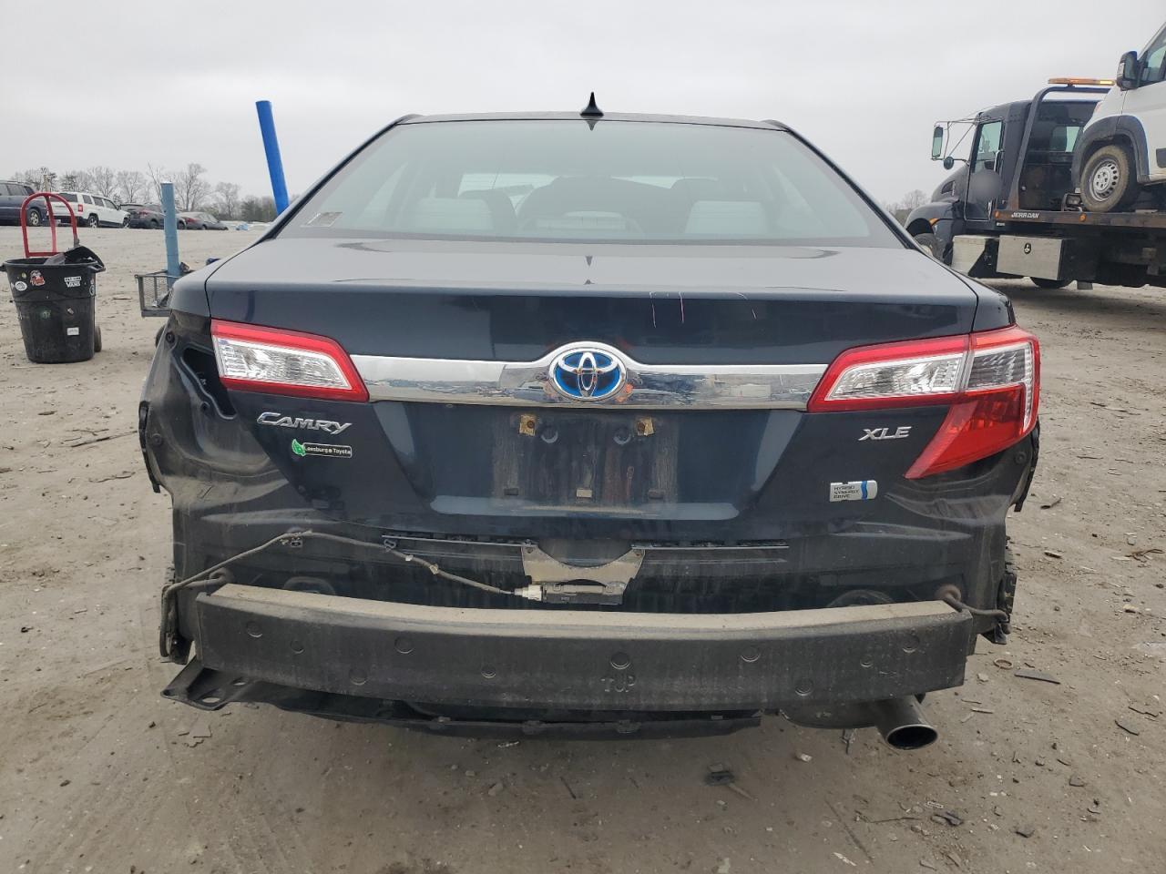 2012 Toyota Camry - Image 6