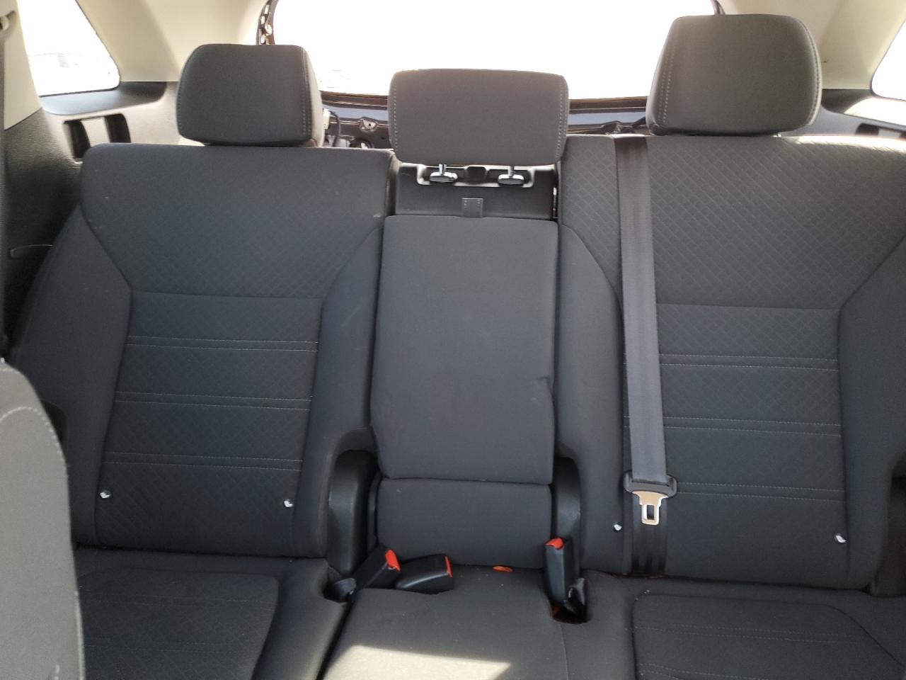 2018 Kia Sorento - Image 10