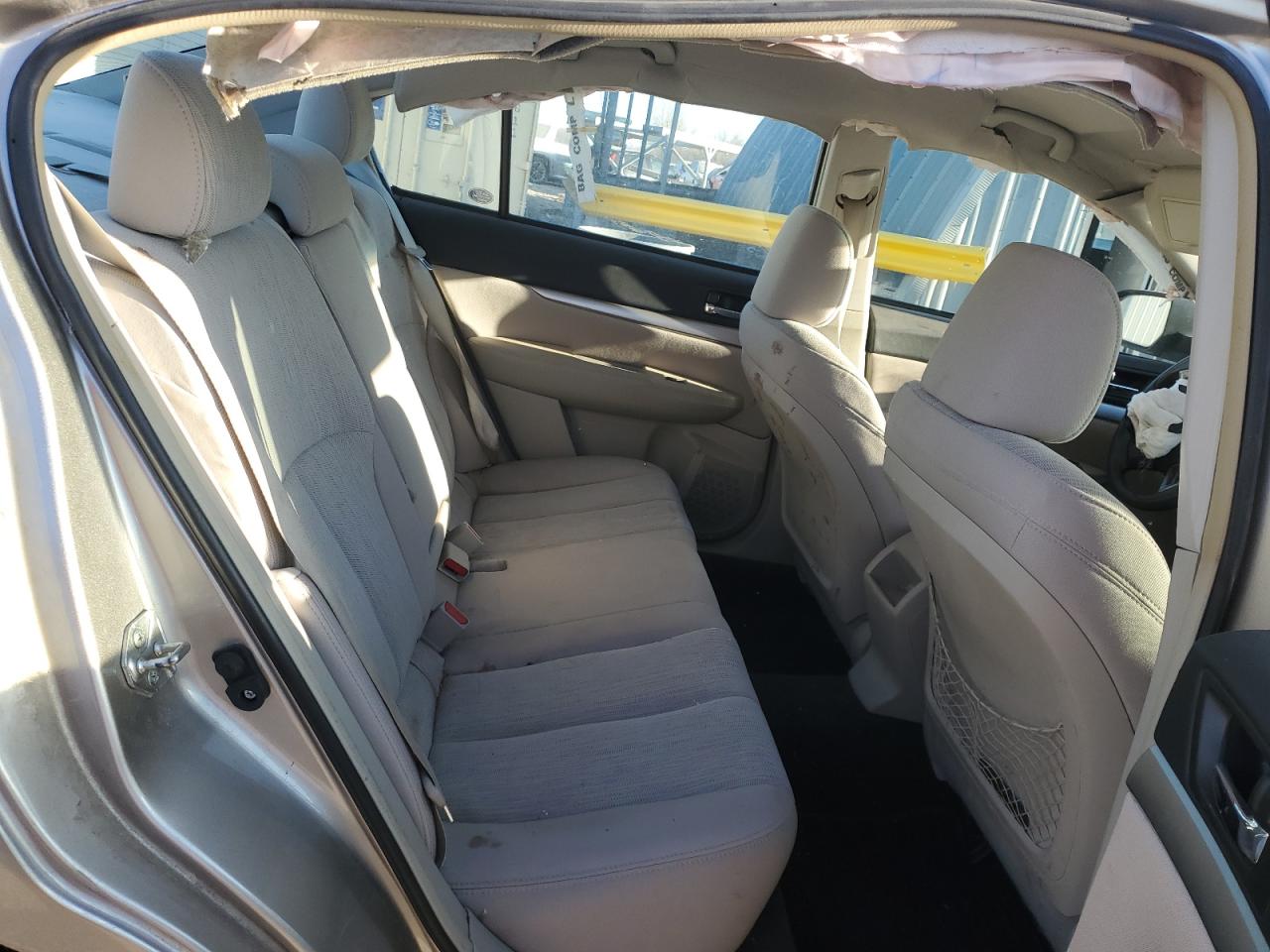 2014 Subaru Legacy - Image 10