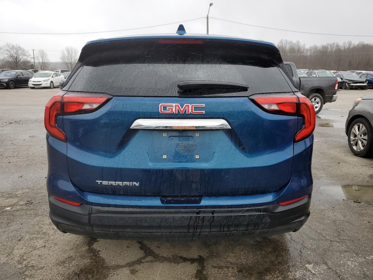 2020 GMC Terrain - Image 6