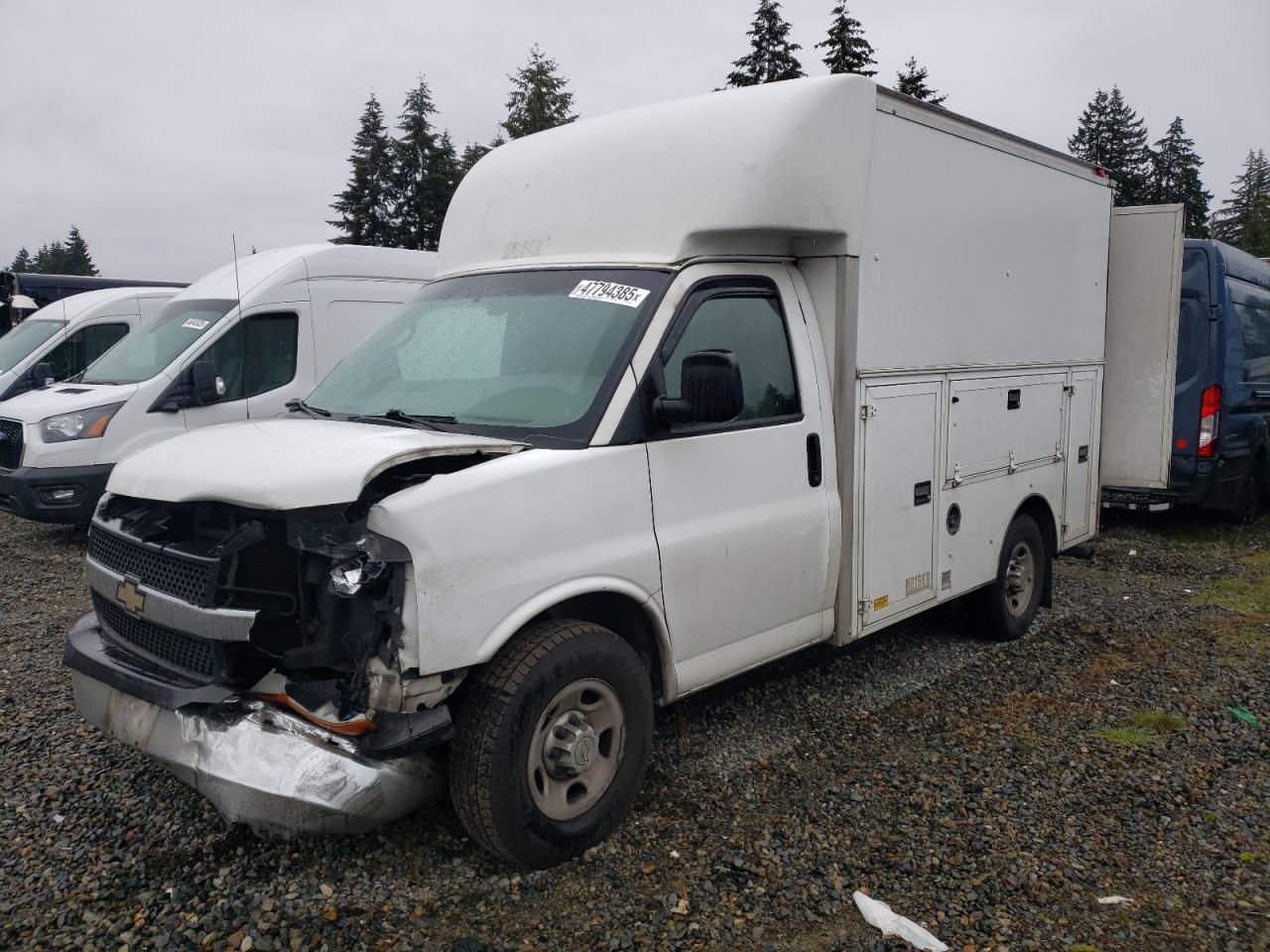 2014 Chevrolet Express G3500 for Sale in Graham, WA - Front End