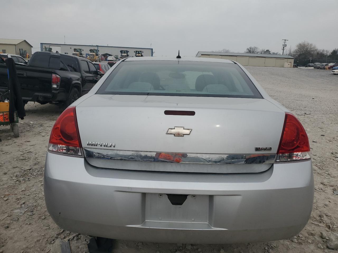 2010 Chevrolet Impala - Image 6