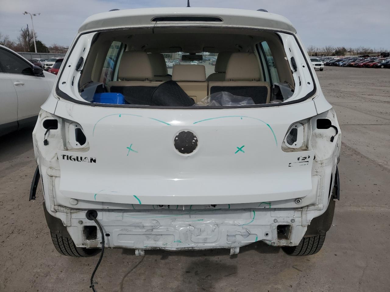 2016 Volkswagen Tiguan - Image 6