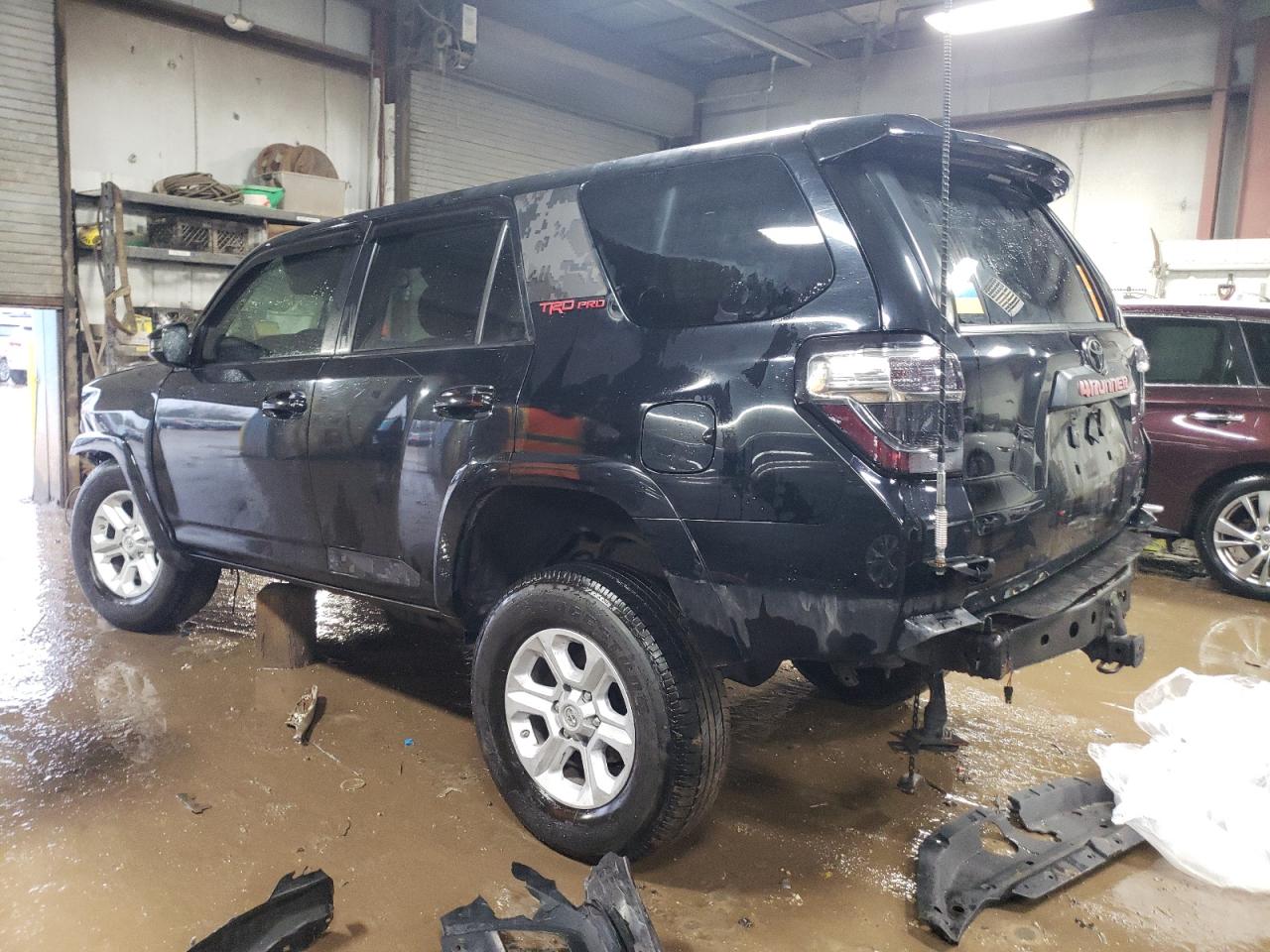 2015 Toyota 4Runner - Image 2