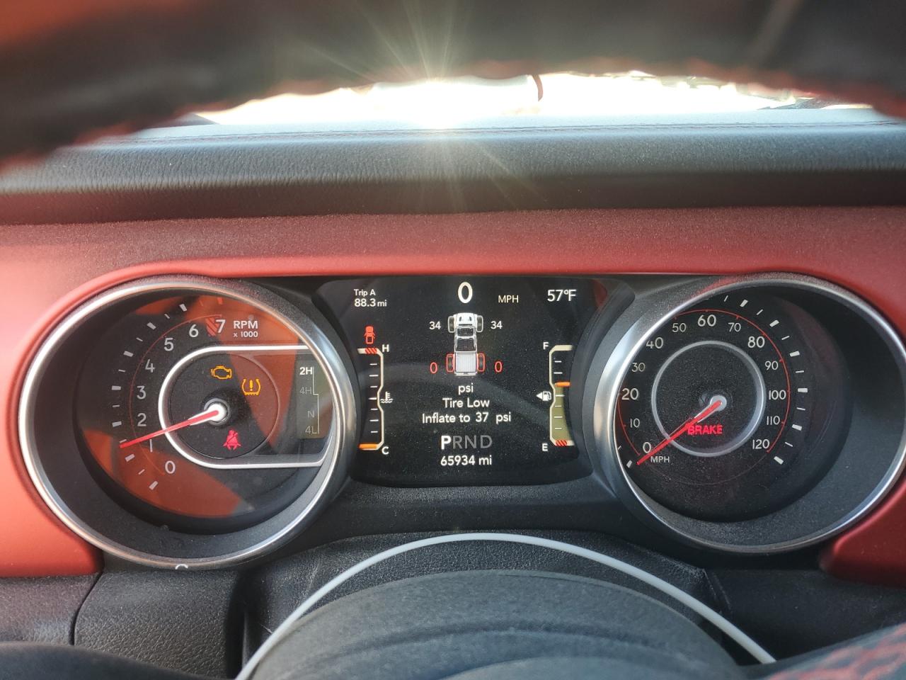 2020 Jeep Gladiator - Image 9