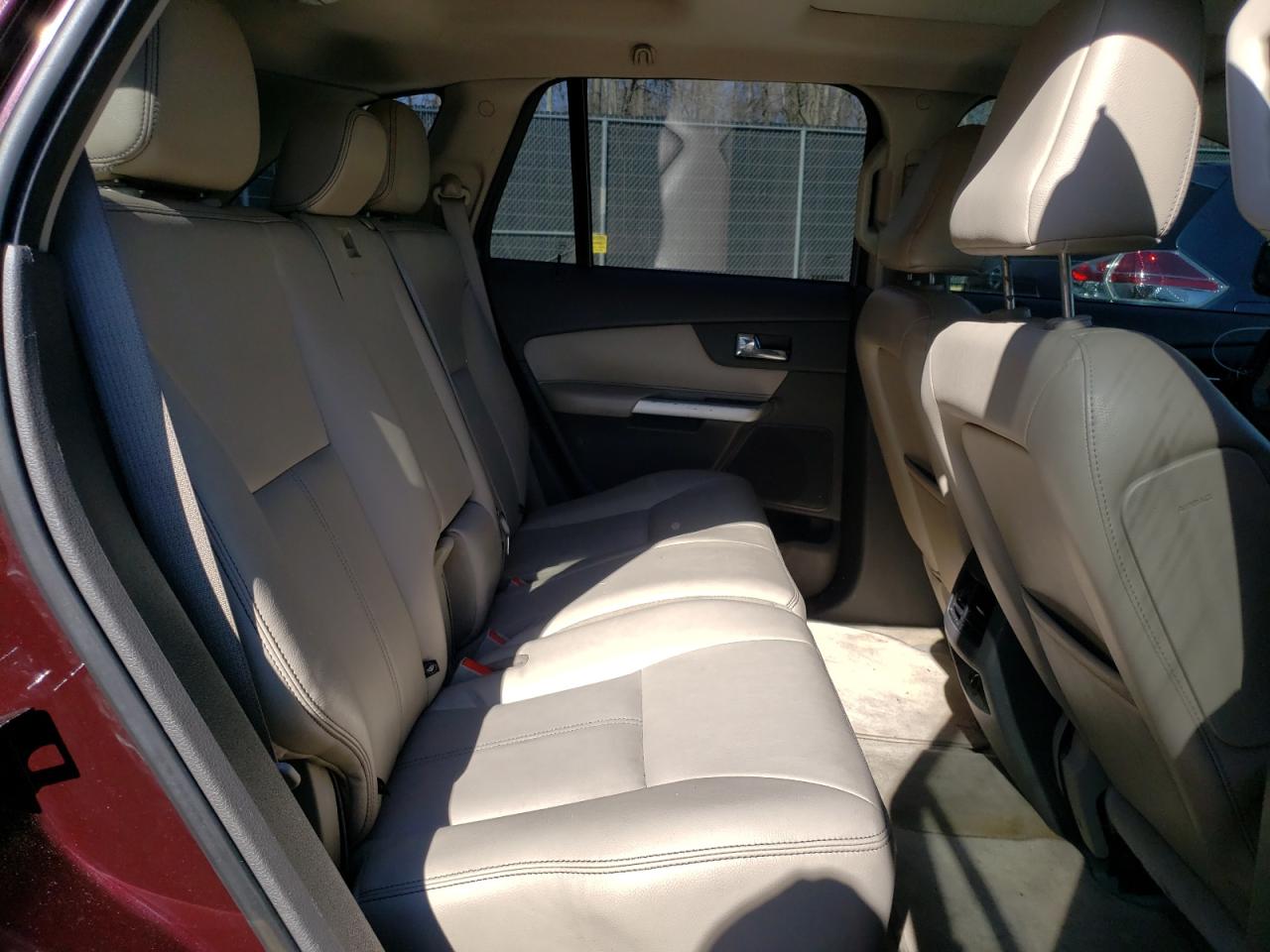 2011 Ford Edge - Image 11