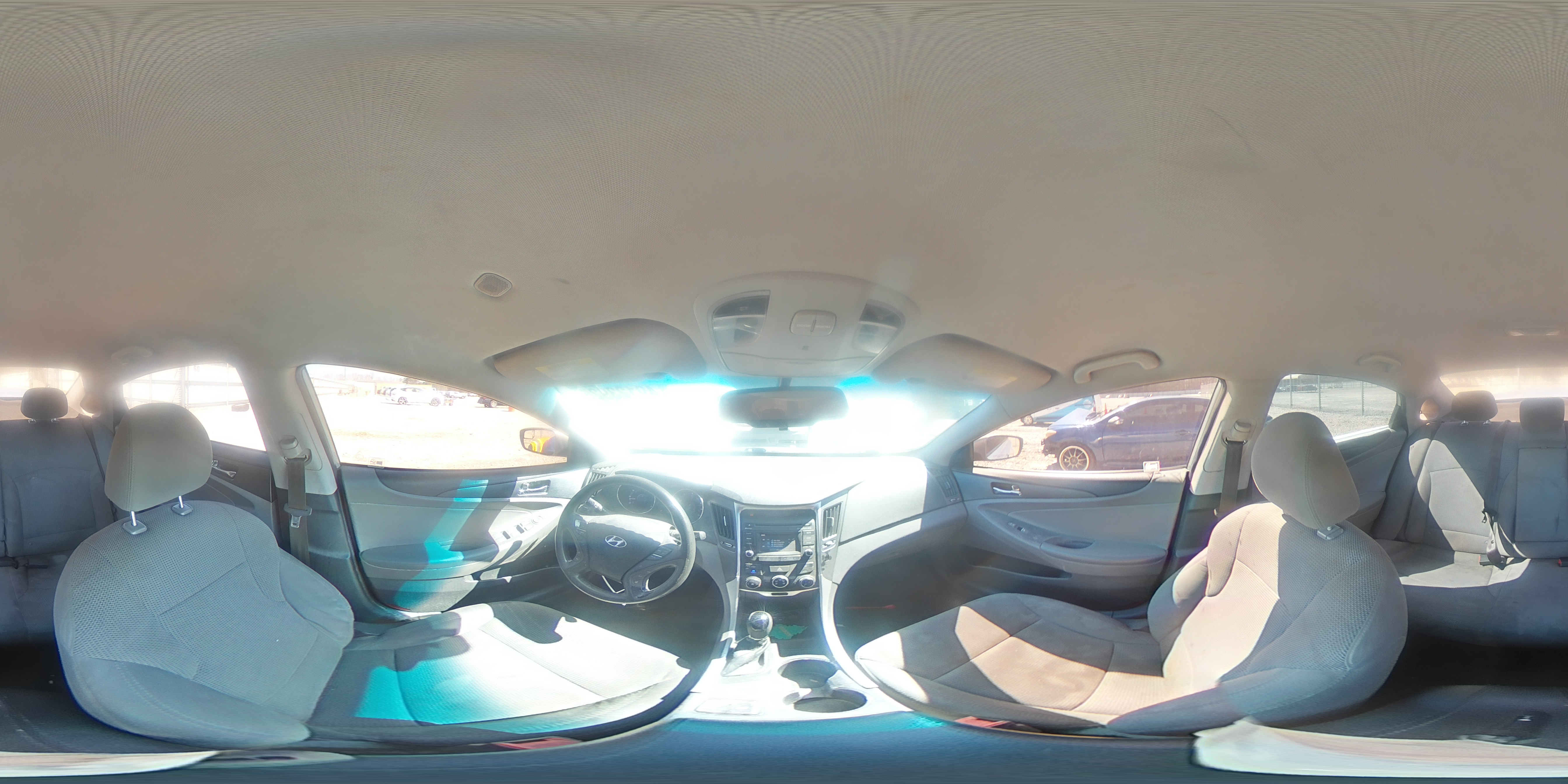 2014 Hyundai Sonata - Image 13