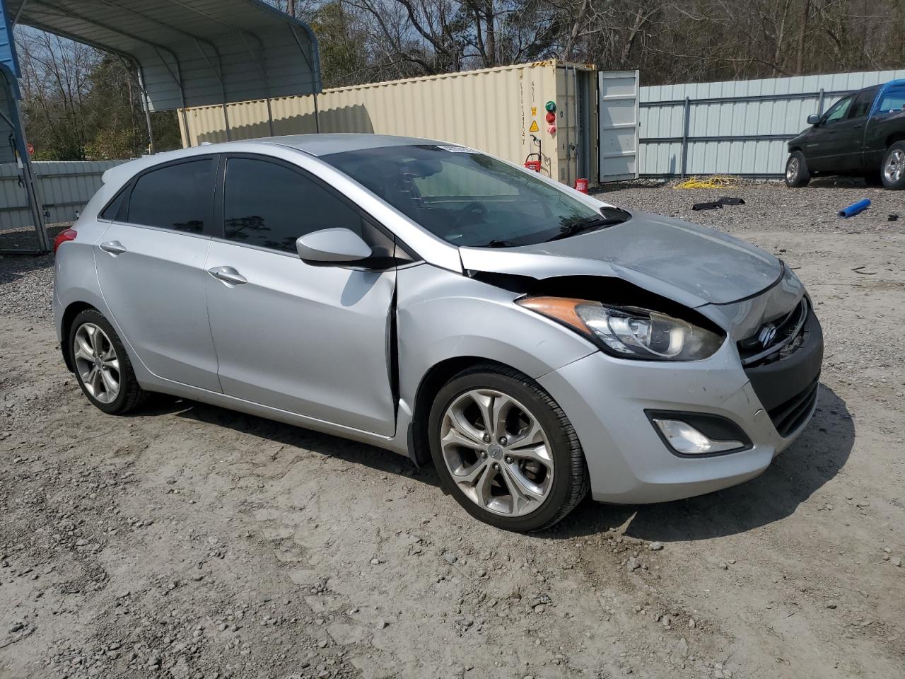 2013 Hyundai Elantra - Image 4
