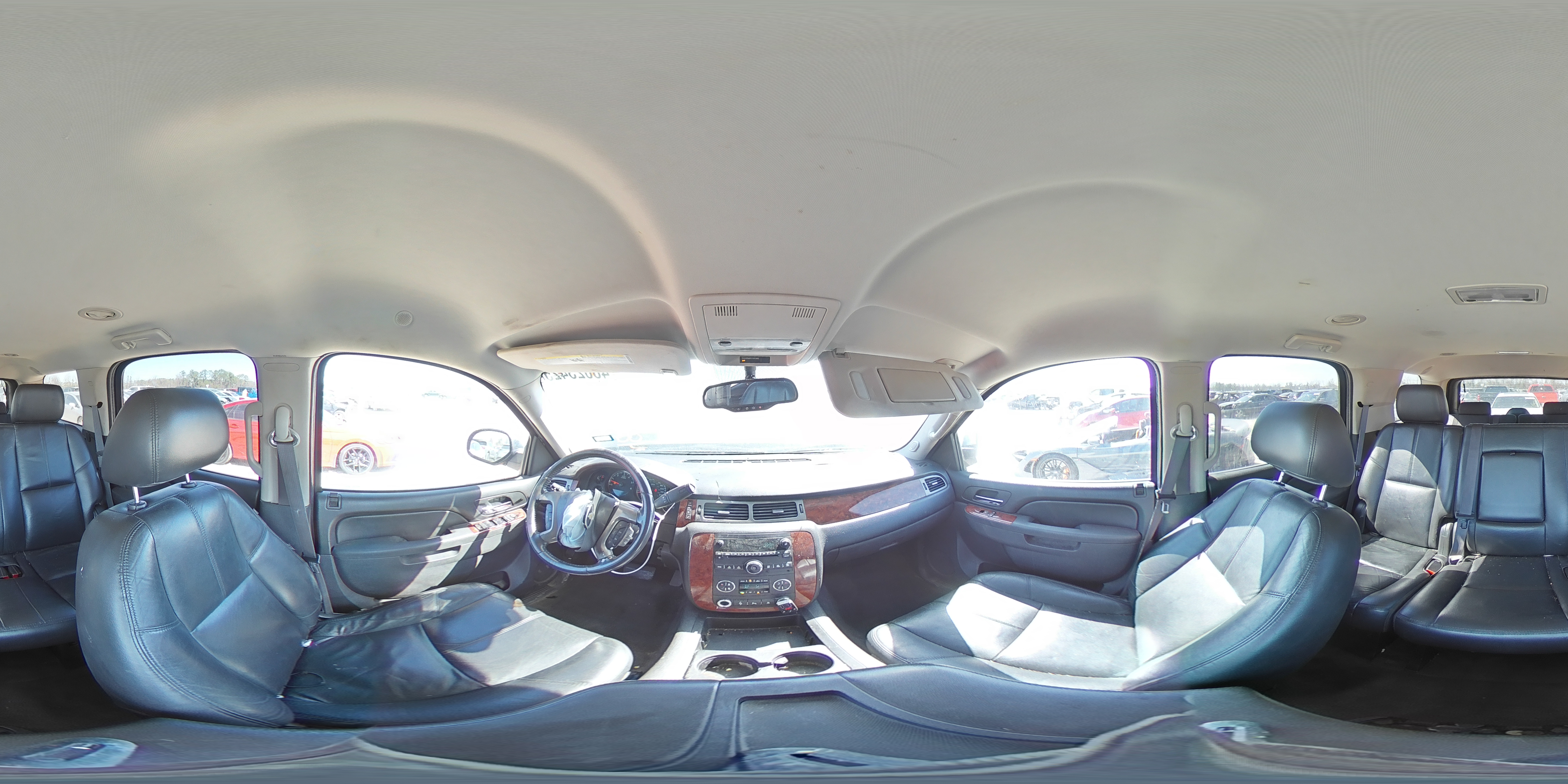 2011 Chevrolet Tahoe - Image 13