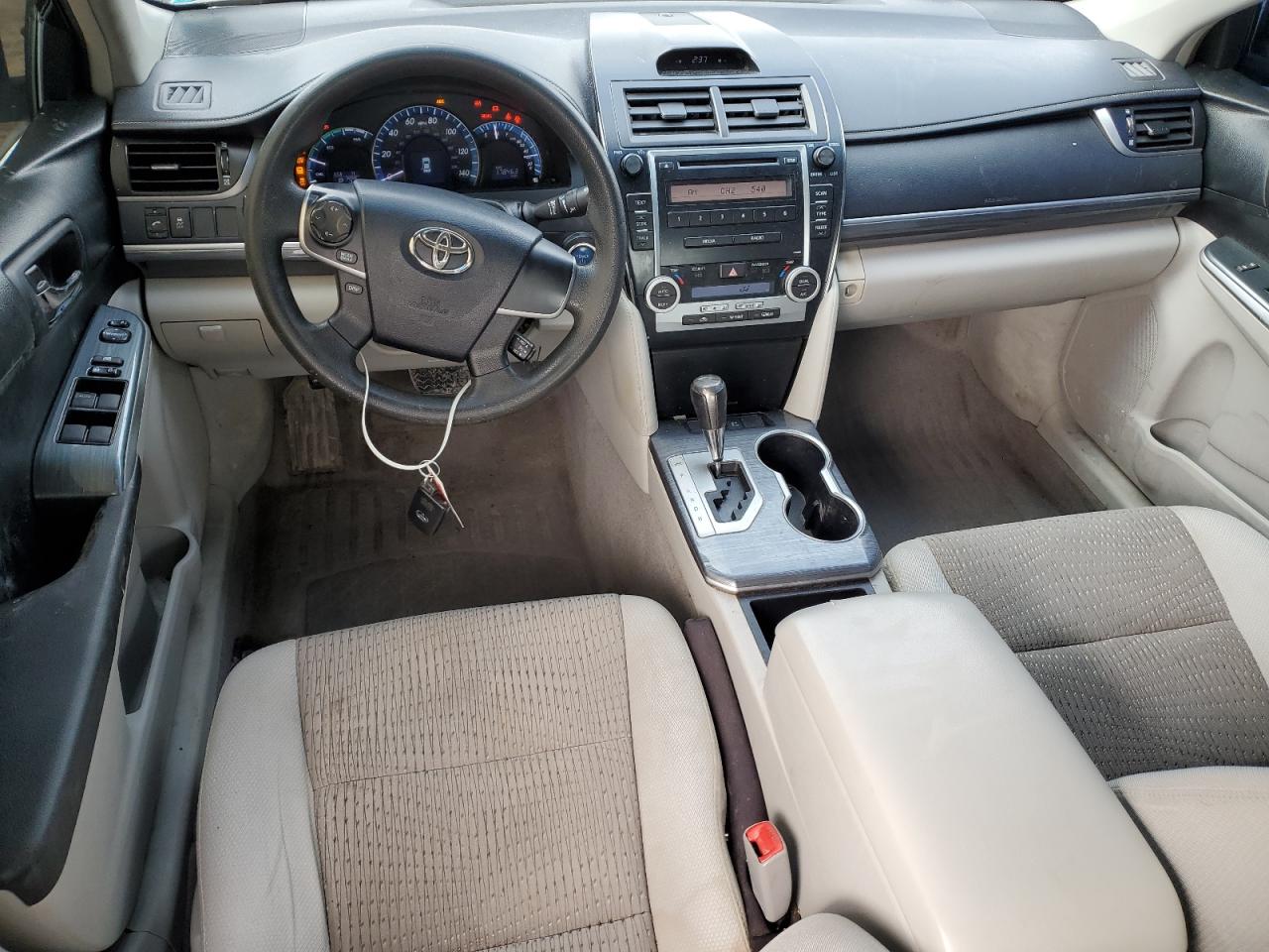 2012 Toyota Camry - Image 8