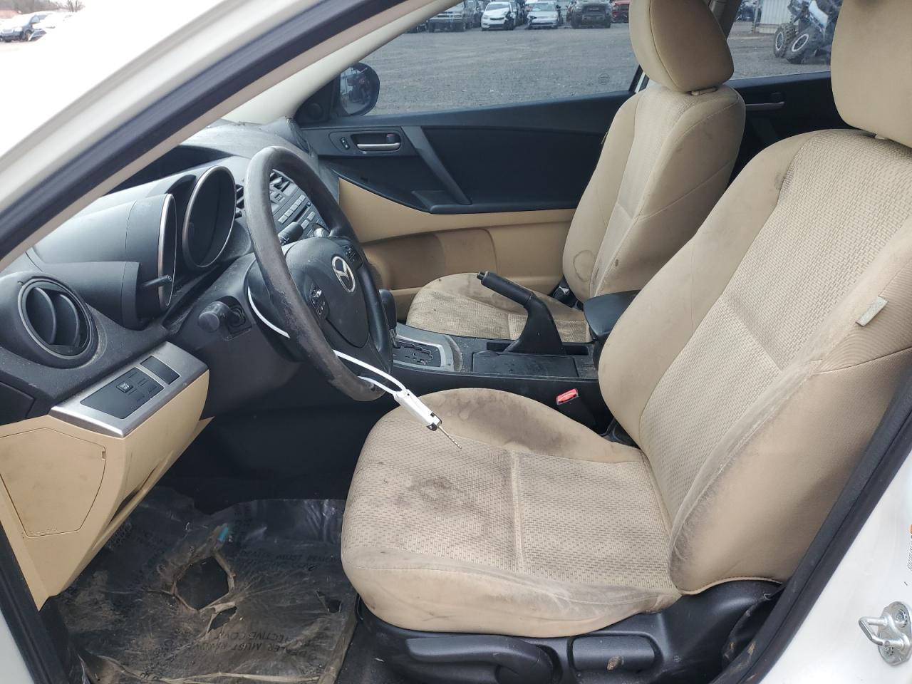 2010 Mazda 3 - Image 7