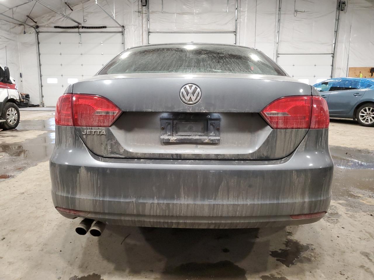 2014 Volkswagen Jetta - Image 6