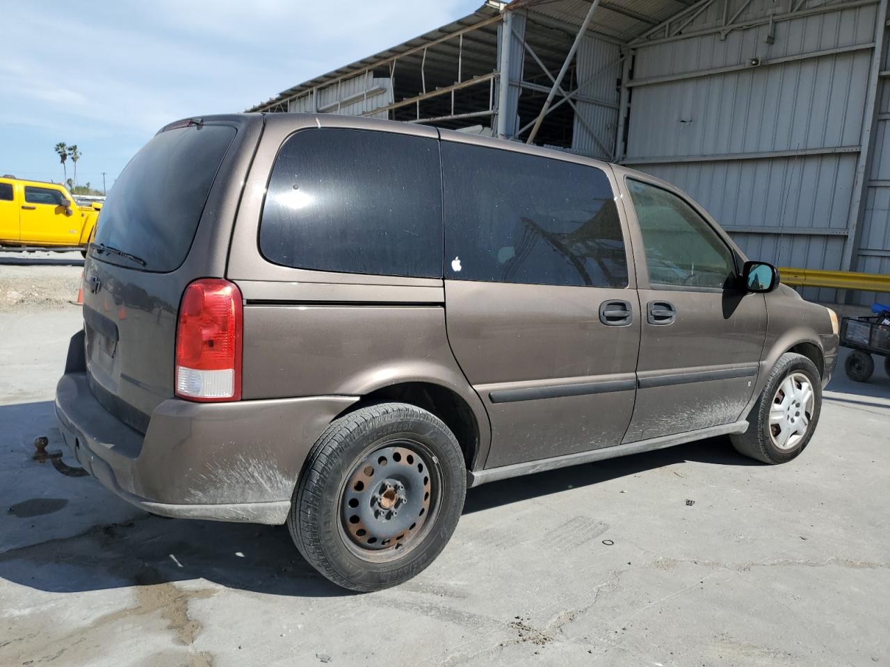 2007 Chevrolet Uplander - Image 3