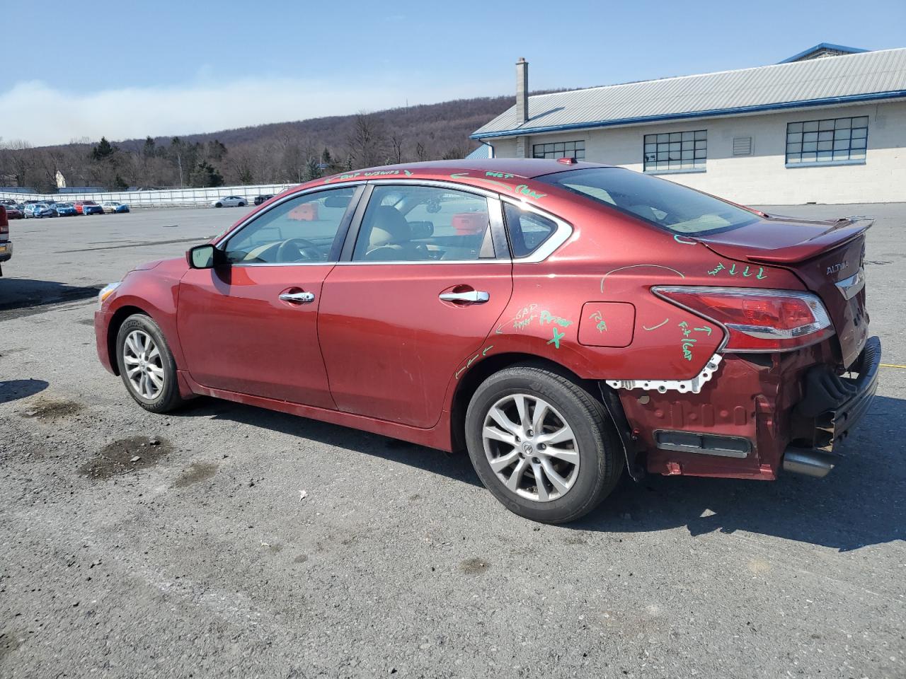 2014 Nissan Altima - Image 2